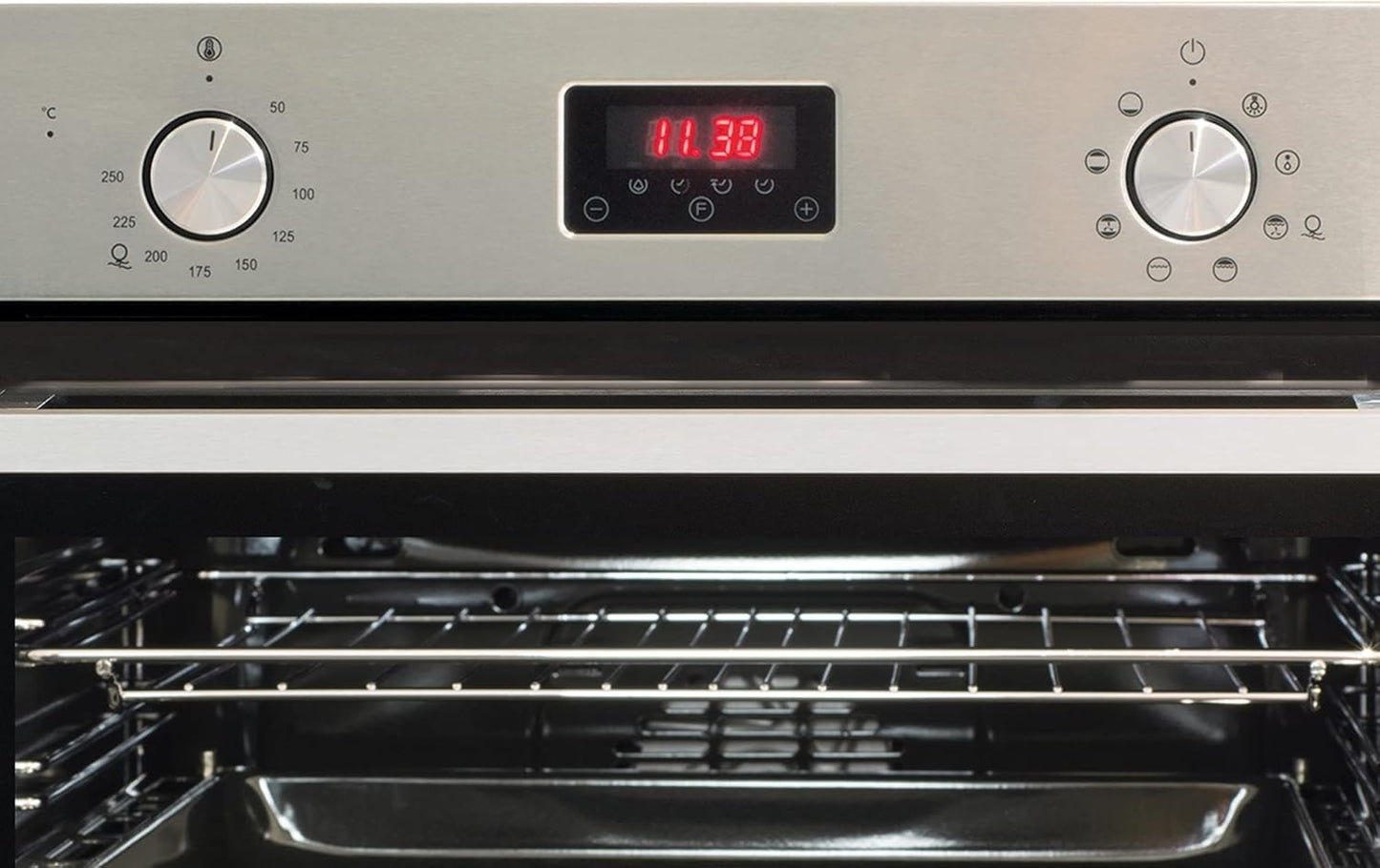 - Four Multifonction 8 Fonctions - Modèle CMD 5008 X - Capacité Intérieure De 40 Litres - Plage De Température 50-250 O - Système De Nettoyage Aquasmart - Classe D'Efficacité Énergétique : A