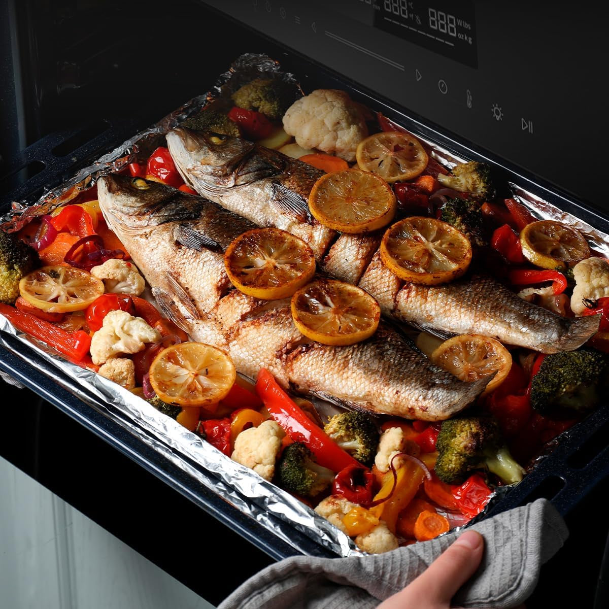 Four Encastrable 60Cm Bolero Hexa SM406000 Glass Grey A+. 2900W, 72L, 12 Fonctions Avec Steak Master, Pizza Master, Steam Assist, Steam Easyclean, Mode Eco Et Décongélation, Electronic Timer