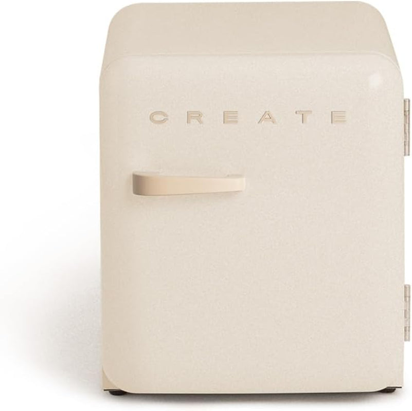 RETRO FRIDGE 50 SAND - Réfrigérateur Blanc Cassé Poignée Sable / 85 W, Mini Bar, Une Étagère, Design Rétro, 50 Cm, Deux Étagères, Capacité De 48 L, Économie D'Énergie, 50 X 44 X 49,8 Cm