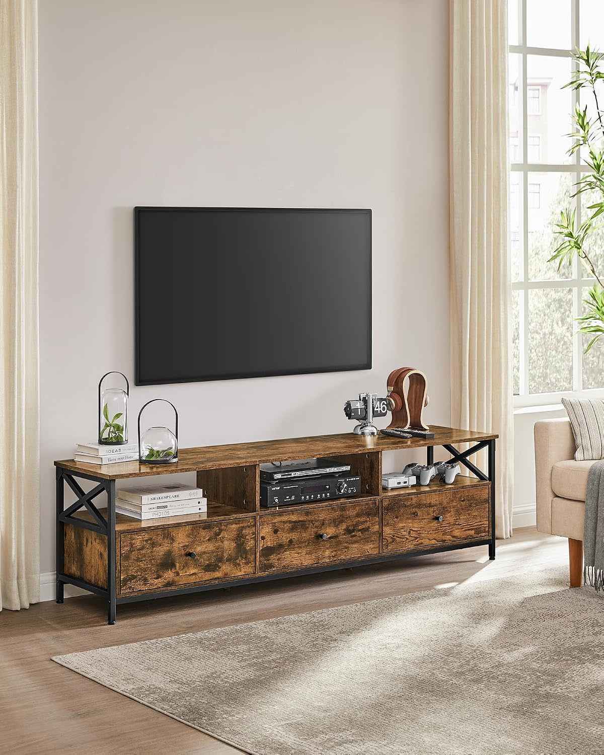 Meuble TV Pour Télévision Jusqu'À 80 Pouces, Support Télé, 3 Tiroirs En Tissu, 3 Étagères, 178 X 40 X 50 Cm, Salon, Chambre, Cadre En Acier, Marron Rustique Et Noir LTV303KD01