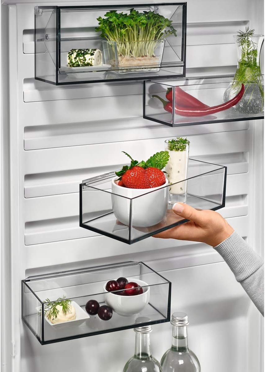 RCB736D5MX Réfrigérateur Combi 2,01 M, Dclass A+++, Customflex Cooling 360° Multiflow Twintech, Écran LED, Tiroir Extrachill, Poignée Intégrée, Lumières LED, Inox
