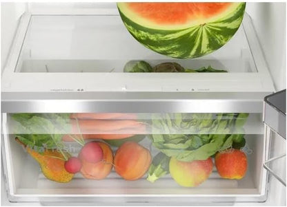 KIL42ADD1 Einbaukühlschrank Mit Gefrierfach, Nischenhöhe 122 Cm, 187 L, Festtürtechnik, Schnellkühlen, LED Beleuchtung, Vitafresh