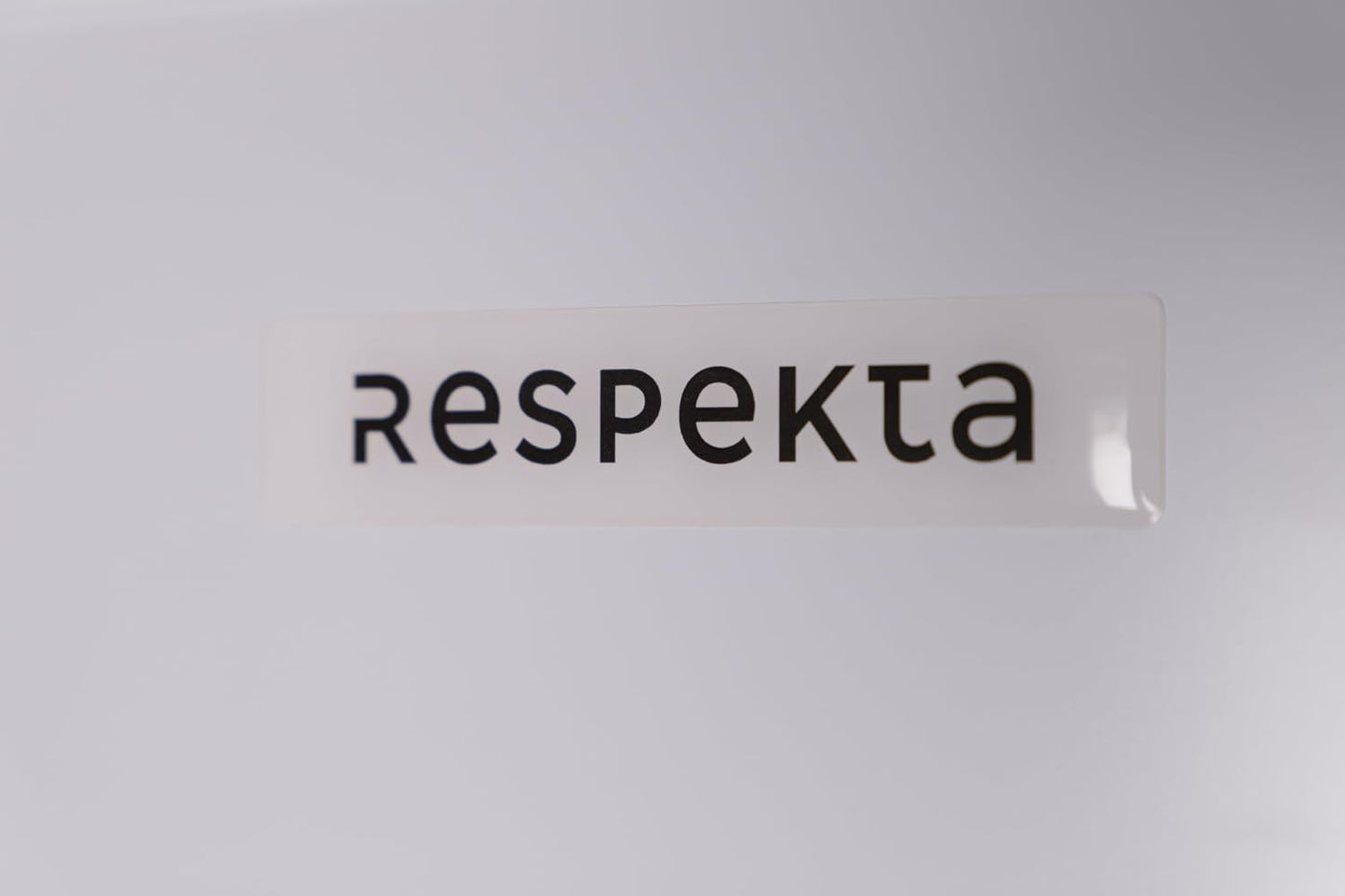 Réfrigérateur Encastrable Avec Compartiment Congélateur 3 Étoiles / 82Cm De Hauteur / 81L De Capacité Utile/Charnières De Porte Réversibles/Pieds Réglables / KSU50-11