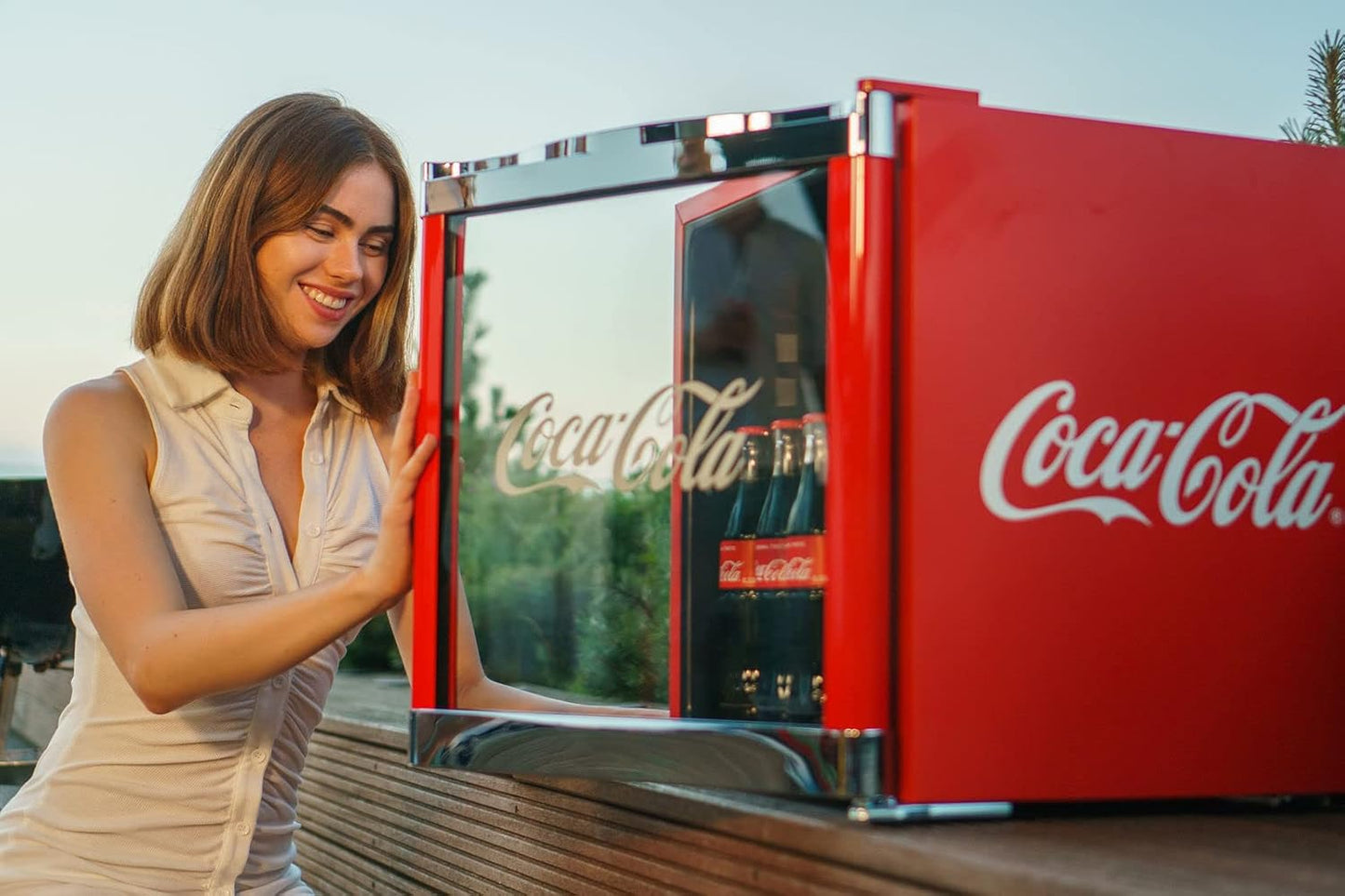 °CUBES Coca-Cola/Hus-Cc 165 Réfrigérateur À Bouteilles, Hauteur : 51 Cm, 98 Kwh/An, Capacité : 48 L
