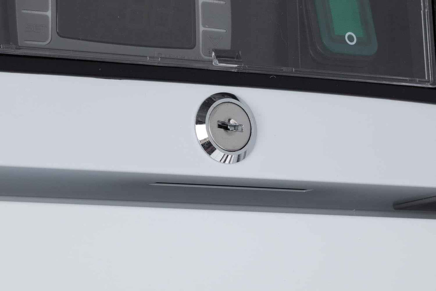 Réfrigérateur GRE6600, Aluminium, 77,5 X 72 X 193 Cm, 380 L, Froid Ventilé, 300 W, Pour GN 1/1, Avec Serrure, Blanc