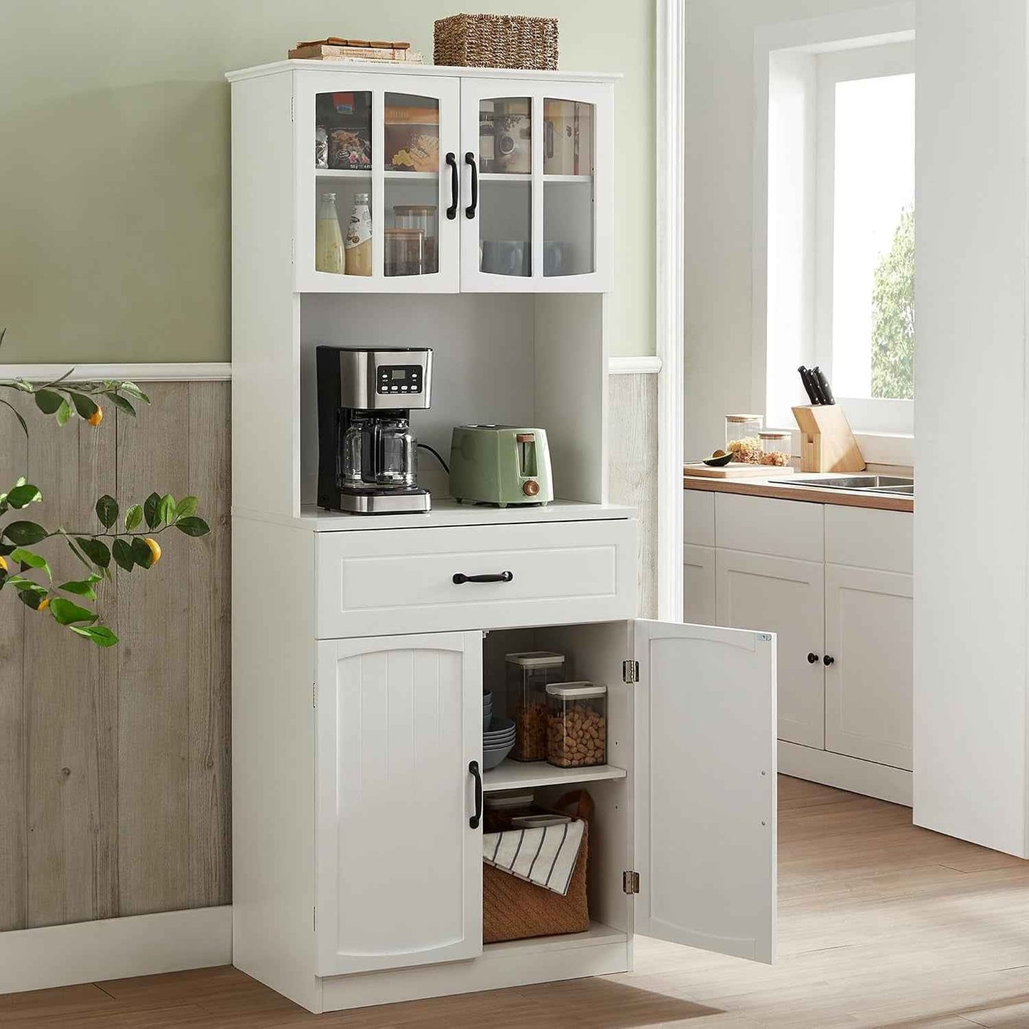 Buffet Haut Cuisine, Meuble De Rangement, Garde-Manger, Vaisselier, Avec Portes En Verre Et Étagères Réglables, Trou De Passage Des Câbles, Pour Micro-Ondes, Style Moderne, Blanc LSC361W21 | Armoire Multi-Usages Avec Étagères Réglables, Trou De Câble, Sty