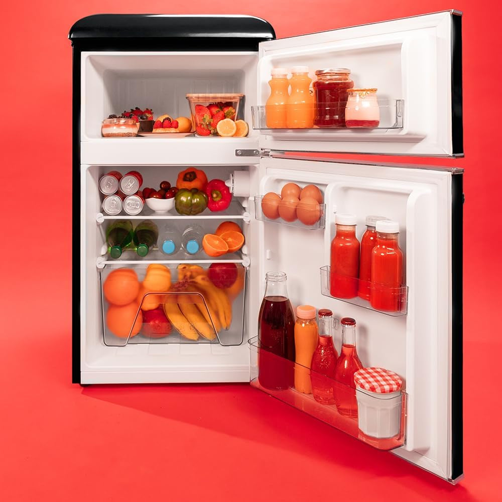 Mini Frigo Réfrigérateur Rétro Bolero Coolmarket 2D Origin 85 Noir. Capacité De 85L, LED Intérieur, Poignée Chromée, Plateaux En Verre, Contrôle De Température Et Tiroir À Légumes