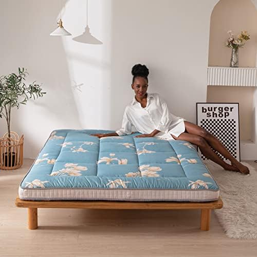 MAXYOYO Black Moon and Star Futon Mattress, Japanese Floor Mattress Quilted Bed Mattress Topper, Extra Thick Folding Sleeping Pad Breathable Floor Lounger Guest Bed for Camping Couch, Twin