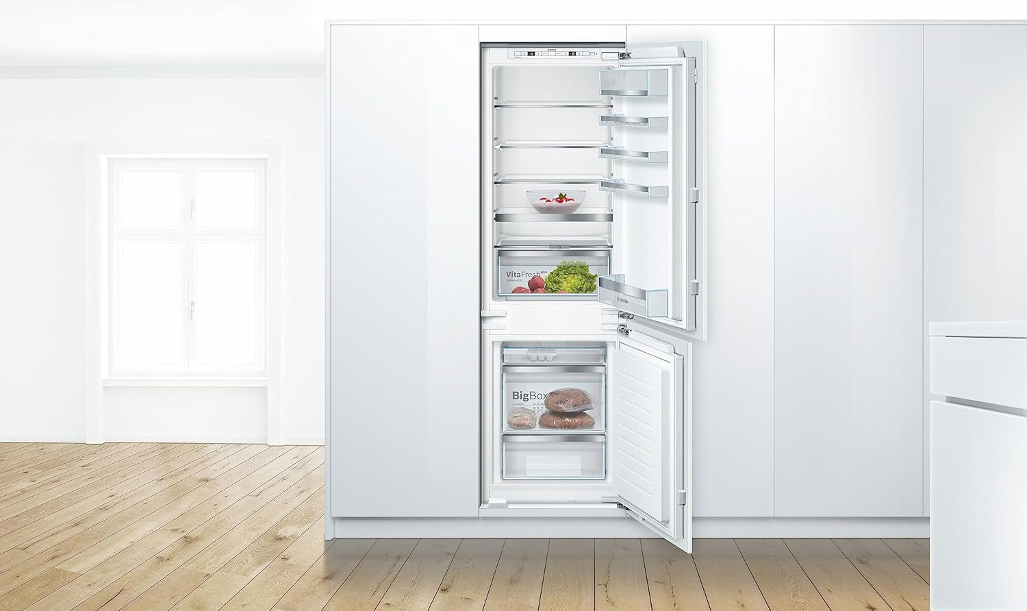 Réfrigérateurs Combinés 266L Froid Statique  55.8Cm E, KIS86AFE0
