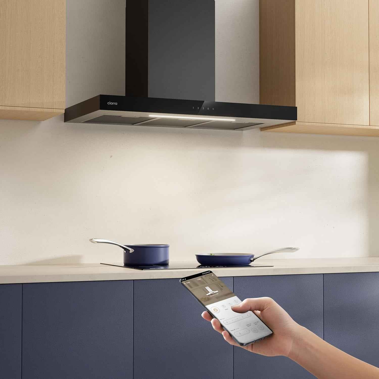CBCB9102 Hotte Aspirante 90 Cm Classe A+++ 709 M³/H Wifi & APP Noir | Commande Tactile, 4 Vitesses & Boost, Filtre À Charbon CBCF003 Inclus, Recyclage Ou Évacuation, Affichage LED - Hotte Murale.