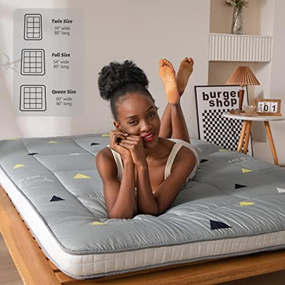 MAXYOYO Black Moon and Star Futon Mattress, Japanese Floor Mattress Quilted Bed Mattress Topper, Extra Thick Folding Sleeping Pad Breathable Floor Lounger Guest Bed for Camping Couch, Twin