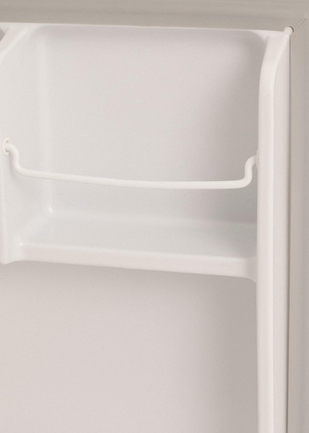 RETRO FRIDGE 50 SAND - Réfrigérateur Blanc Cassé Poignée Sable / 85 W, Mini Bar, Une Étagère, Design Rétro, 50 Cm, Deux Étagères, Capacité De 48 L, Économie D'Énergie, 50 X 44 X 49,8 Cm
