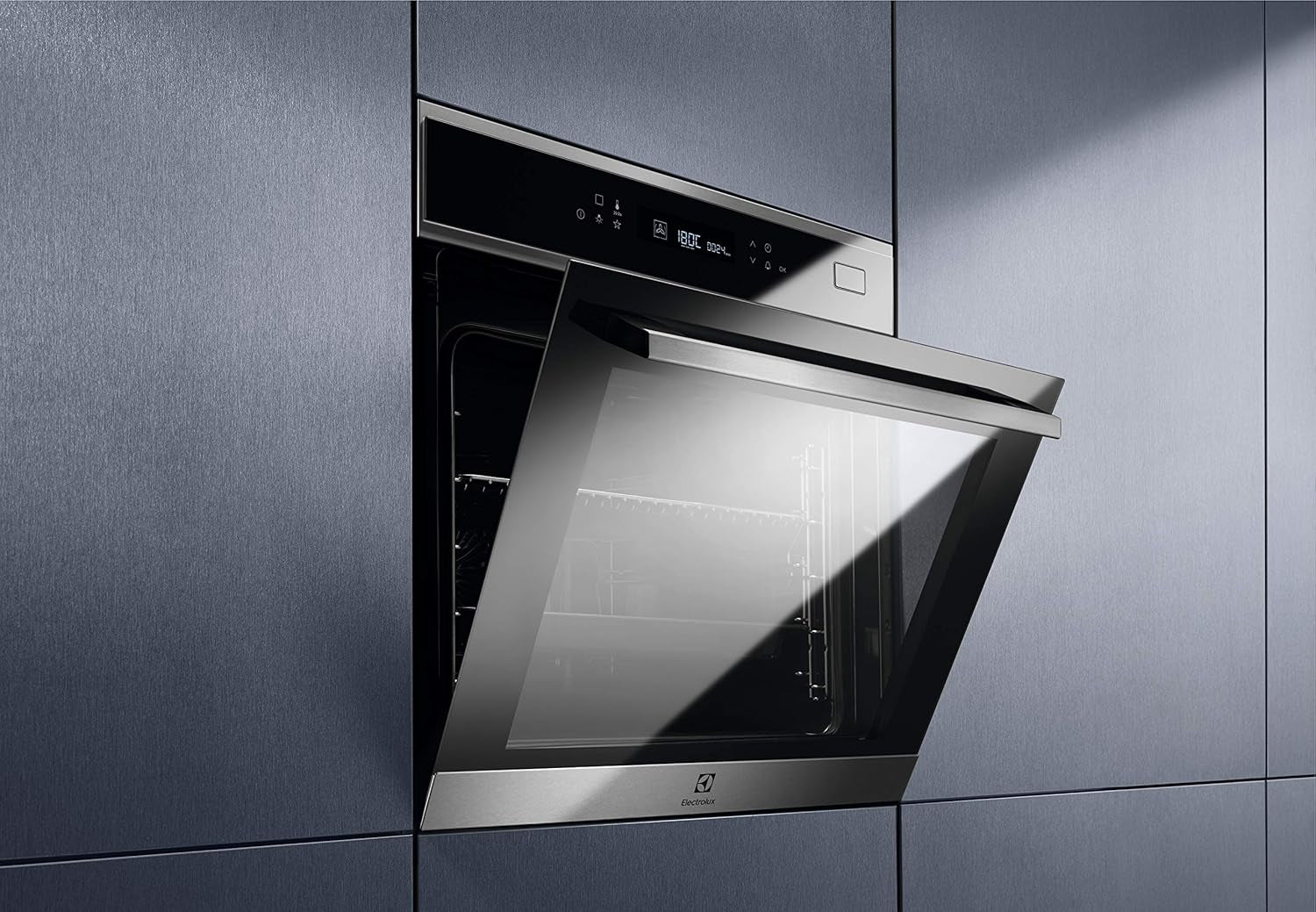 EOB7S01X Four À Vapeur À Intégré, Capacité 70 L, Multifonction Ventilaté, Puissance 3000 W, Inox