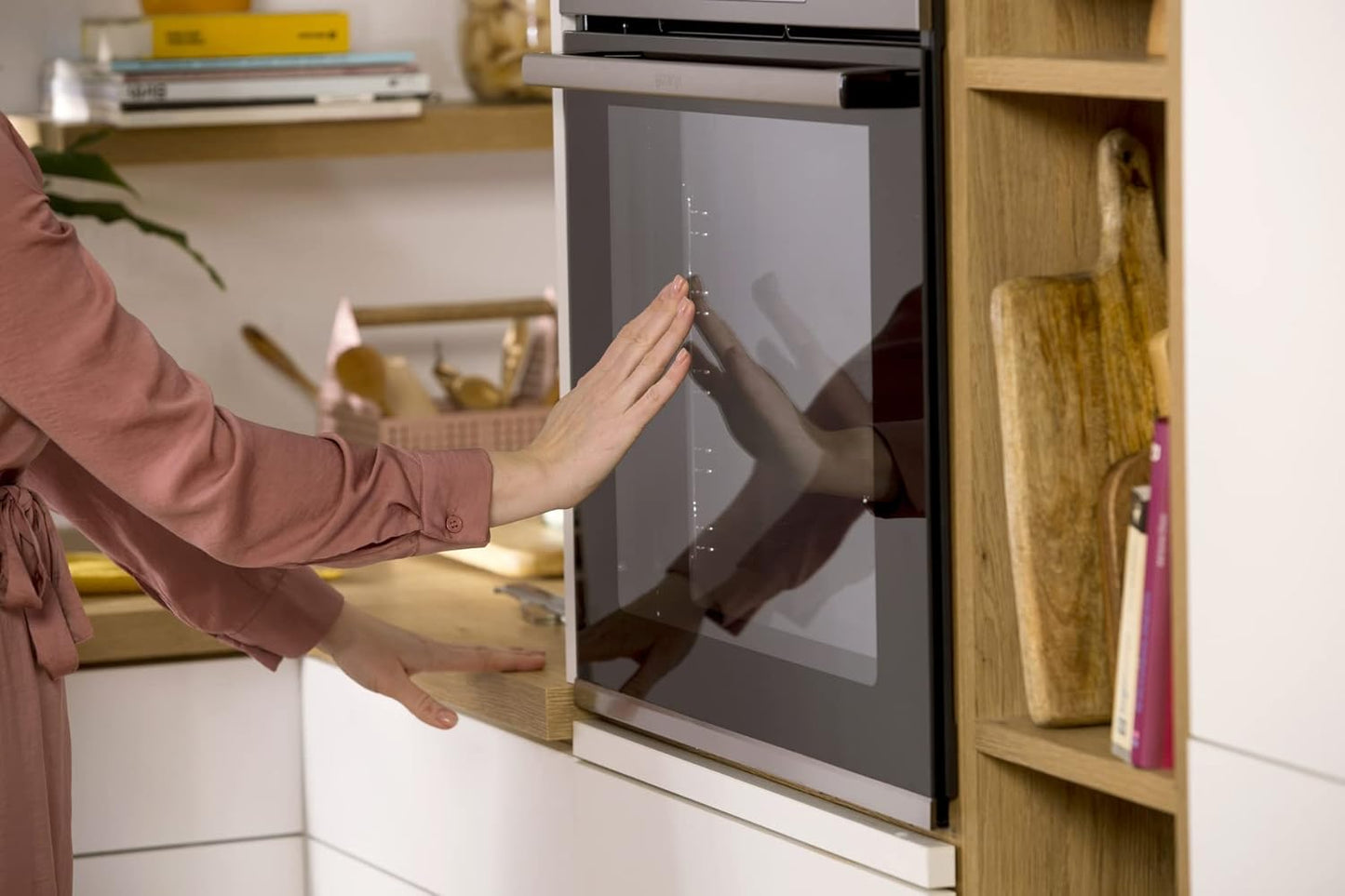 738599 Optibake Advanced BSA 6747 A04X Four Encastrable / 77 L/Air Chaud/Autobake/Commande Tactile/Thermomètre De Cuisson/Gentleclose & Open/Steam Assist/Step Bake/Pizzamode