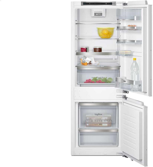 KI77SAD40 Iq500 Réfrigérateur/A+++ / 157,8 Cm De Hauteur / 140 Kwh/An/Réfrigérateur 164 L/Congélateur 61 L/Boîte Hydrofresh Avec Régulation De L'Humidité/Charnière Plate