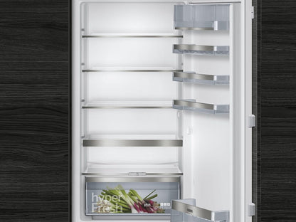 Iq500 KI87SADE0 Réfrigérateur-Congélateur Intégré (Placement) 272 L E Blanc