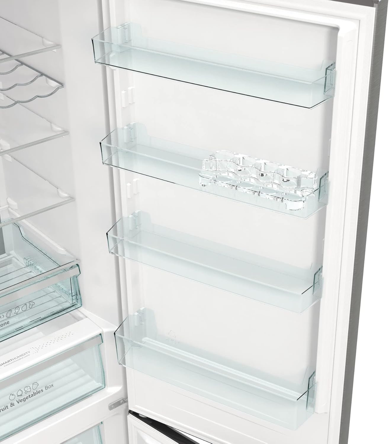 Hisense RB470N4CIC Réfrigérateur Combiné - Nofrostplus, Multiflow 360°, Crispzone, Adapttech, Fastfreeze, Écran LED, Réfrigérateur 255L, Congélateur 106L, 35 Db, 169 Kwh/An, Argent