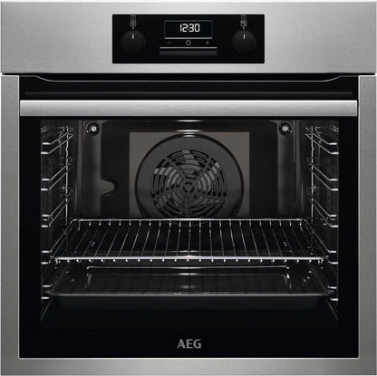 BES331111M Four Multifonction Avec Fonction Nettoyage Aquaclean, 9 Fonctions, Cuisson Uniforme, Ventilateur XXL, Horloge Électronique + Commandes, Anti-Traces De Doigts, Plateau XXL, Inox, Classe