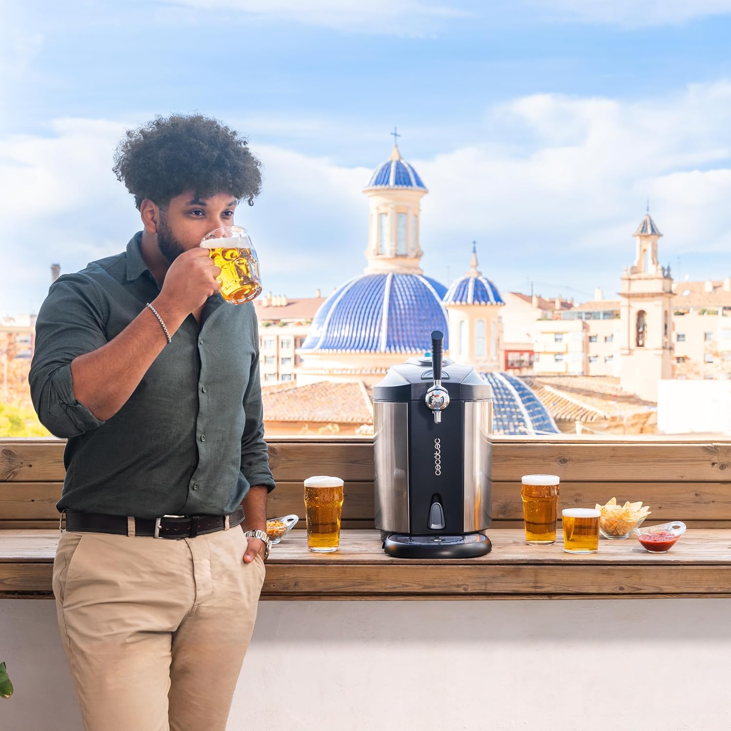 Cecotec BeerFlow Steel 5000 Beer Machine, 65W Adjustable Temperature 2-12°C, Compatible with 5L Pressurised and Non-Pressurised Barrels with Stainless Steel Finish and Non-Slip Feet