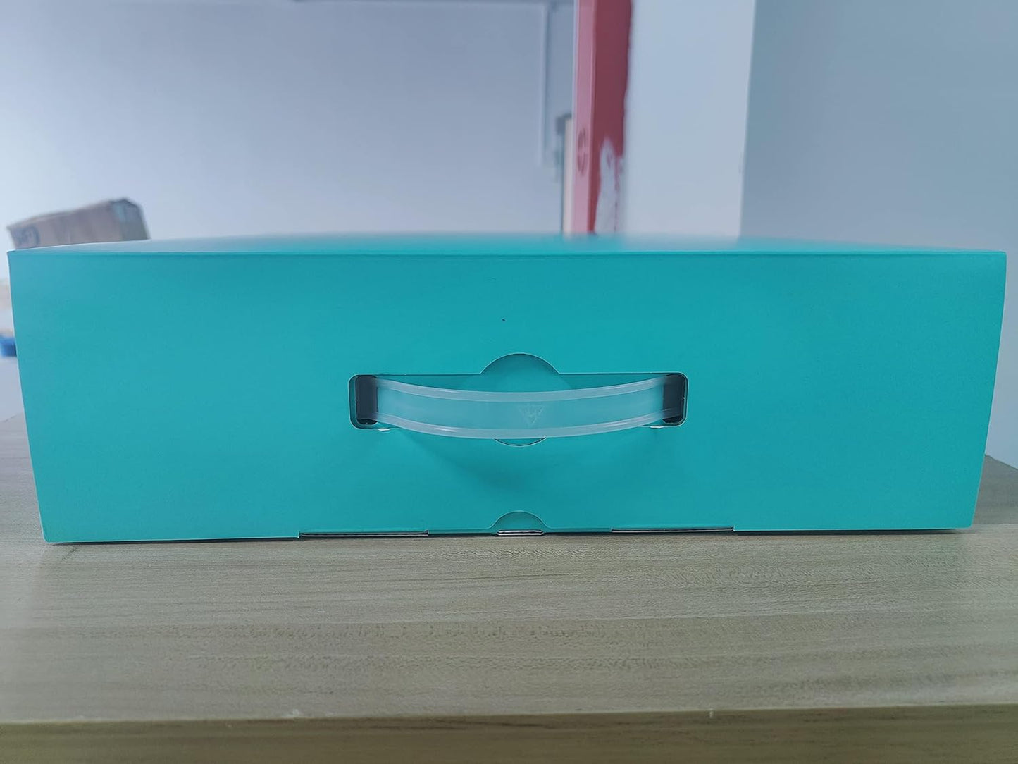 Aspirateur Robot, Mince Silencieux Connecté Wifi/Bluetooth/Alexa/App, 6 Modes De Nettoyage, Auto-Charge, 120Min D'Autonomie, Idéal Pour Poils D'Animaux Sols Tapis, M210P Girs