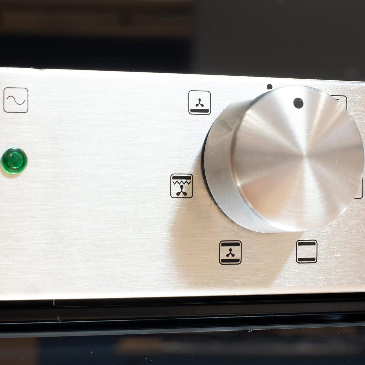 Four Multifonction  CM760ASBK 2400 W 59 L