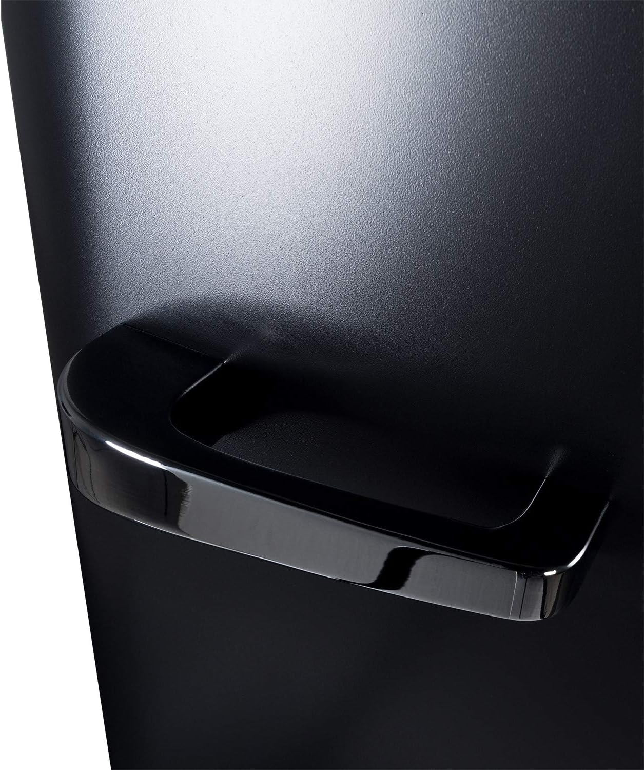 / RETRO FRIDGE 150 Silver/Réfrigérateur Noir Avec Poignée Argent Et Congélateur 281L / 102W, Faible Consommation, 150 Cm, 3 Étagères, Régulateur De Température, 60X60X150 Cm