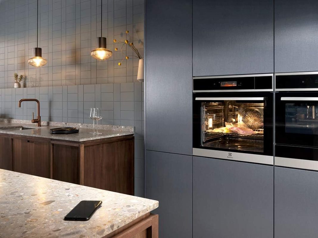 EOB7S01X Four À Vapeur À Intégré, Capacité 70 L, Multifonction Ventilaté, Puissance 3000 W, Inox