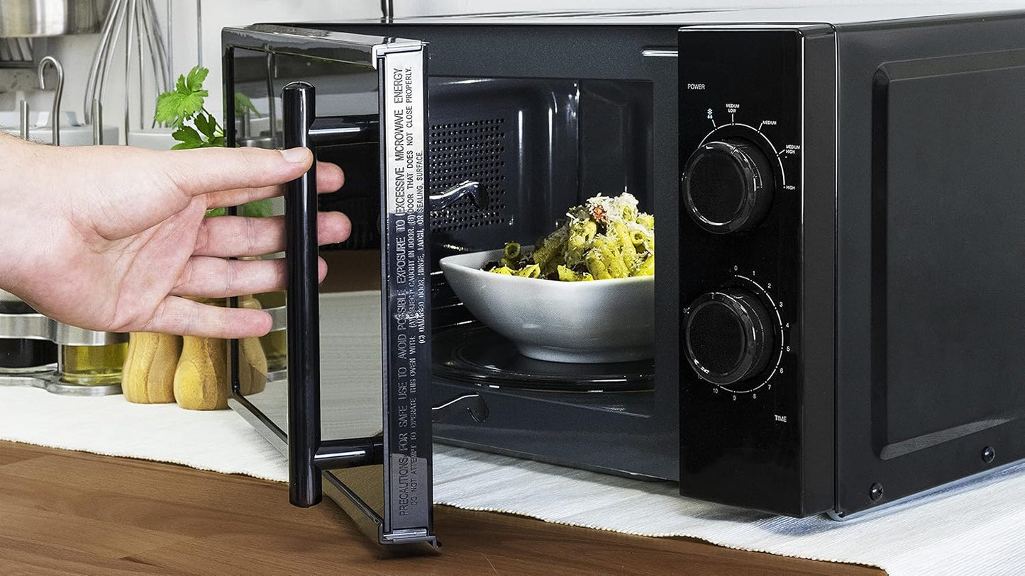 Micro-Ondes Allblack. Capacité De 20 L, 700 W De Puissance, 6 Niveaux De Fonctionnement, Minuterie 30 Minutes, Mode Décongeler, Finition Noir.