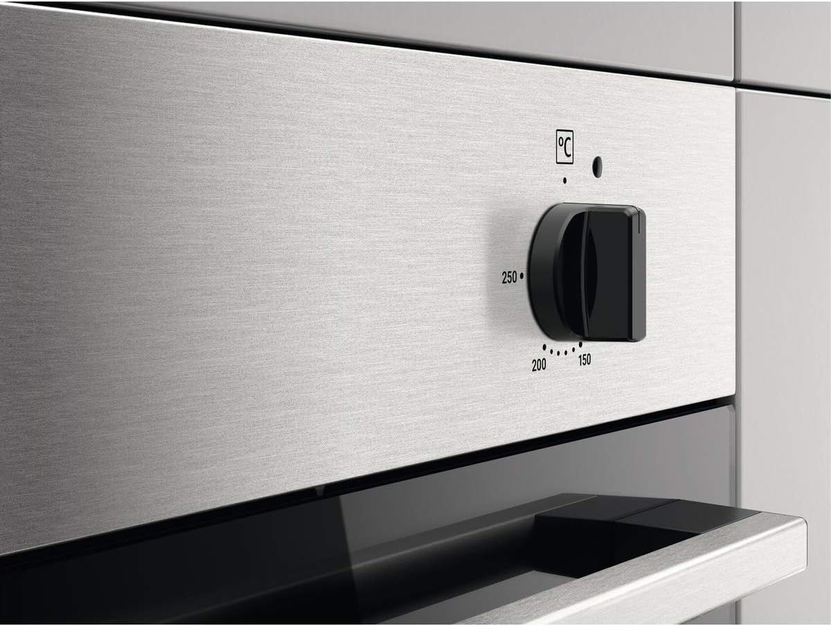 Zanussi ZOHNC0X1 Four Multifonction, 4 Fonctions, Commandes Fixes, Anti-Traces De Doigts, 2 Niveaux De Cuisson, Ventilateur Tangentiel, Porte Facile À Nettoyer, Inox, 53 Litres [Classe D'Efficacité