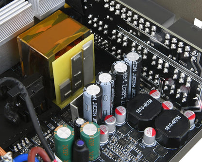 Toughpower GT 850W | ATX 3.1 | Connecteur Pcie 5.1 12V 2X6 | Fonction Smart Zero Ultra-Silencieuse | Câbles À Profil Bas | Certification 80+ Gold | Modulaire