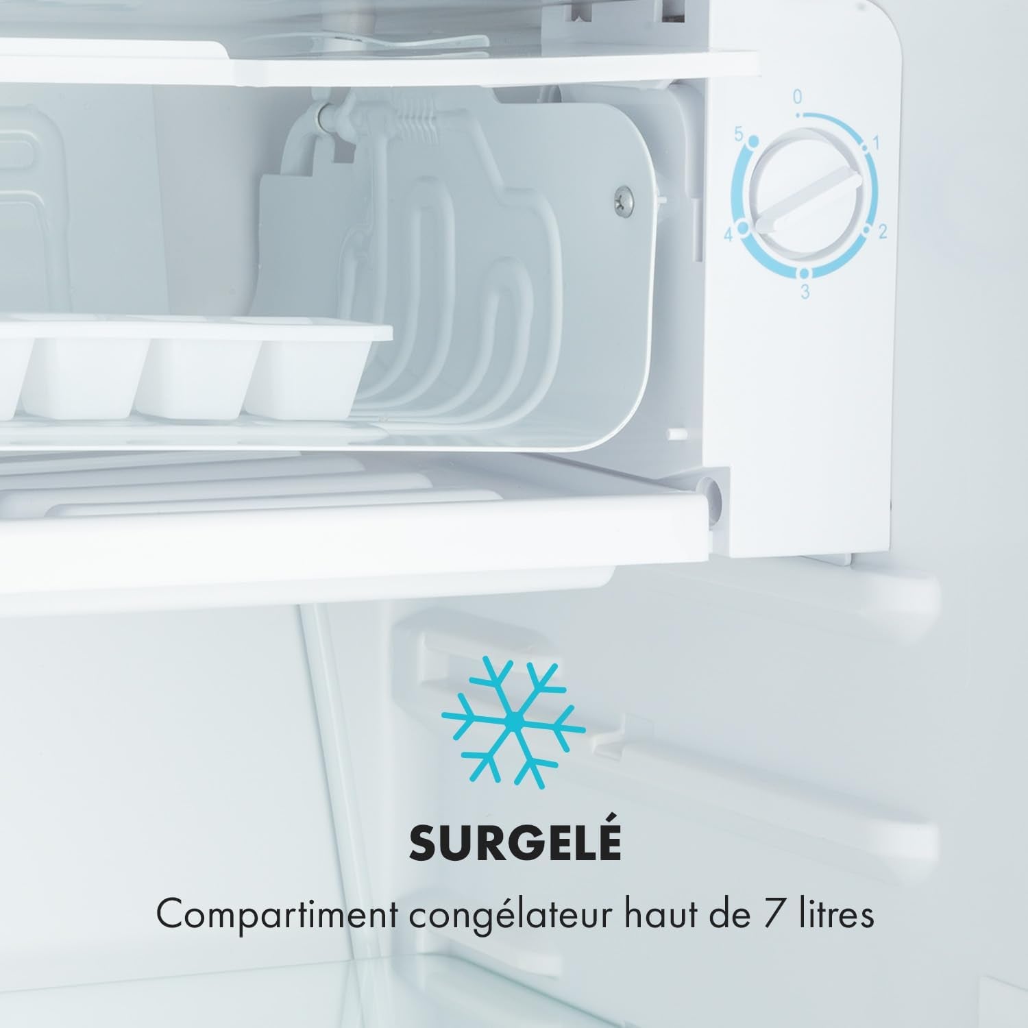 Beercracker - Réfrigérateur 90 L, 90 L, Classe D'Efficacité Énergétique E, Compartiment Congélateur, 3 Compartiments De Porte, Décapsuleur Sur L'Appareil, 2 Clayettes En Verre, Rouge