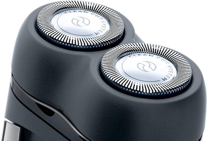 Norelco Travel Men'S Shaver with Close-Cut Technology and Independent Floating Heads, Self-Sharpening Blades, 2 X AA Batteries Included by Phillips Norelco