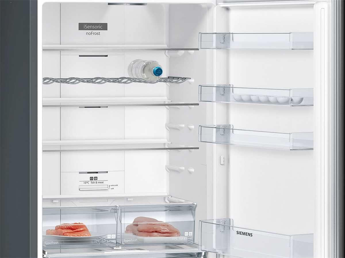 Iq300 KG49NXXEA Réfrigérateur-Congélateur Autoportante 438 L E Noir, Acier Inoxydable