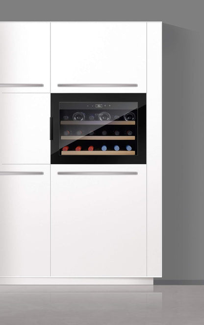 Caso 627 Vin Réfrigérateur Montage Encastré ()/A/44,5 Cm/138 Kwh/An/18 Bouteilles Partie Réfrigérateur/Congélateur Partie Isotherme/Électronique De Température Réglable De 5–20 °C/Noir