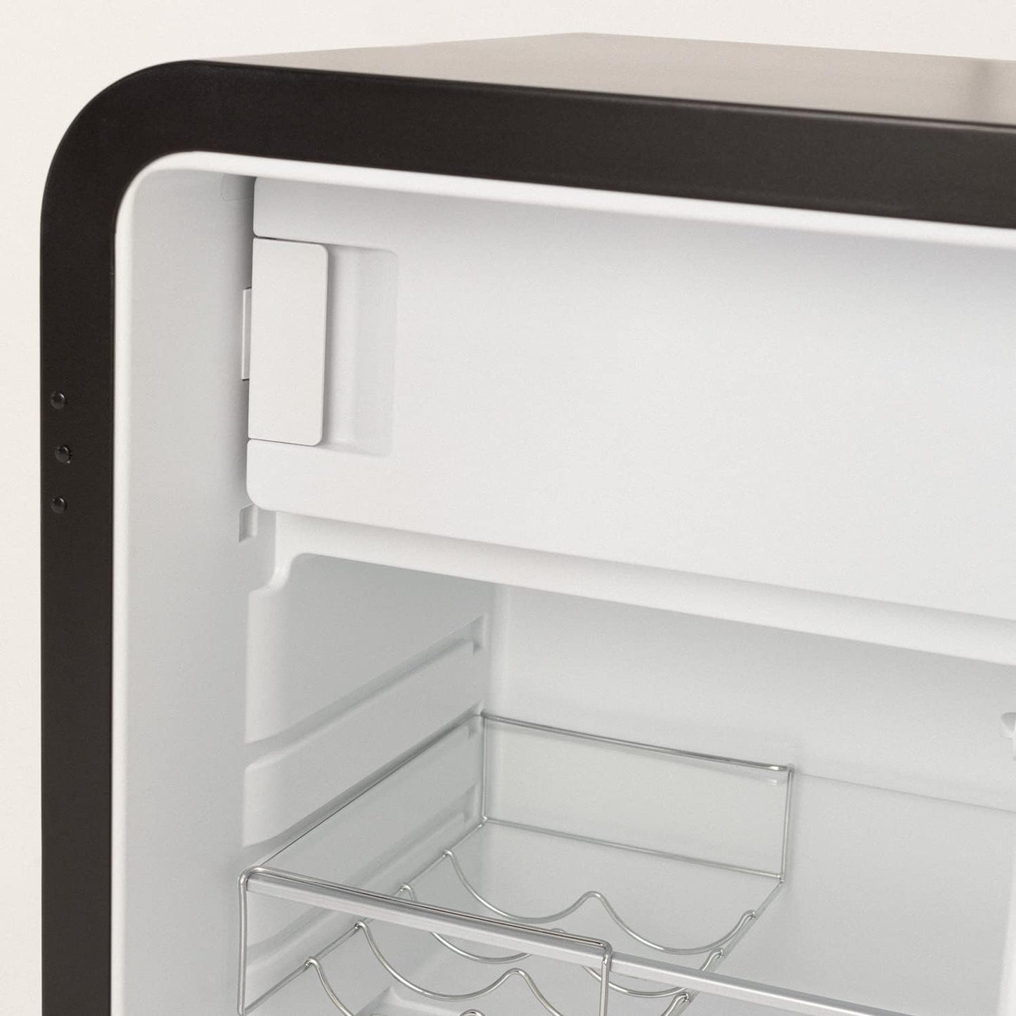 / RETRO FRIDGE 83.5 ROSE Gold/Réfrigérateur Noir Avec Poignée or Rose/Pratique Et Fonctionnel, Matériaux Résistants