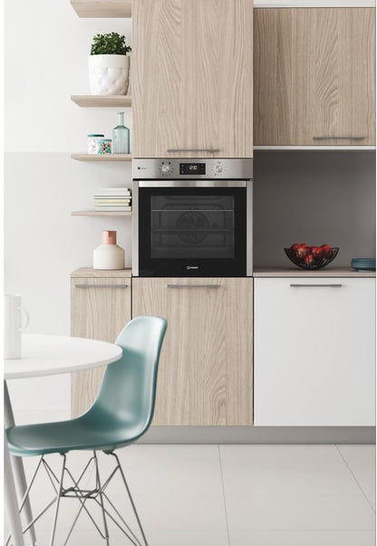 Four Électrique Encastré Indesit: Couleur Inox, Autonettoyant - IFWS 5844 JH IX