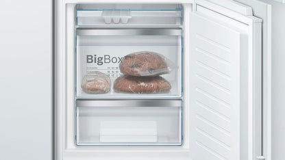 Réfrigérateurs Combinés 266L Froid Statique  55.8Cm E, KIS86AFE0