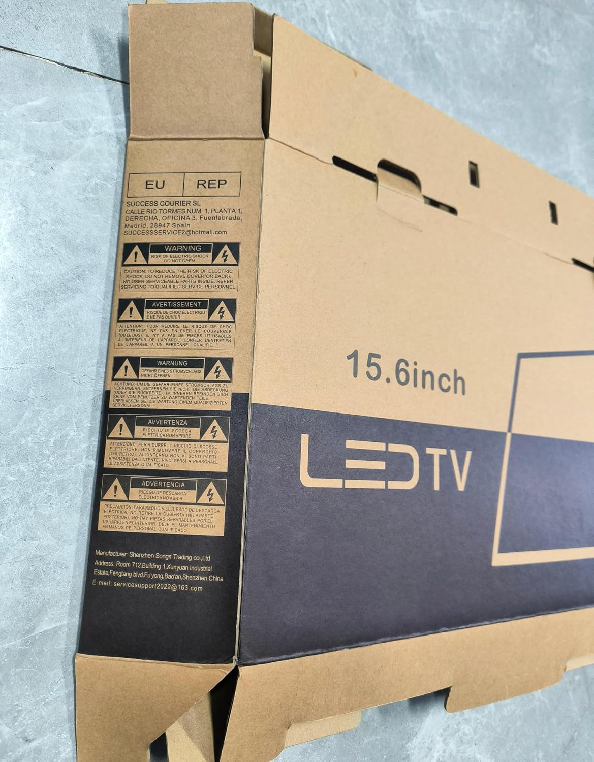 TV Numérique 16 Pouces Freeview | Tuner DVB-T2, Entrée AV, HDMI/VGA, Port USB, Alimentation 12V Voiture Ou Secteur, Télécommande