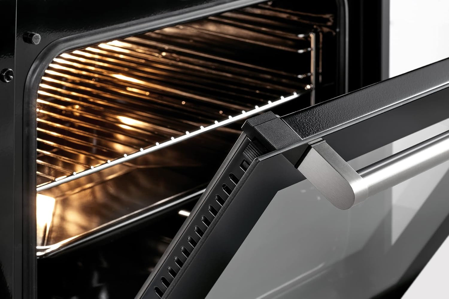 Bomann Four Encastrable Autark EBO 7906 - Avec Nettoyage Vapeur, Air Chaud 3D, Recirculation, Grill, Chaleur Haut/Bas, Contrôle Tactile, Écran LED, Minuterie, Sécurité Enfant - Noir