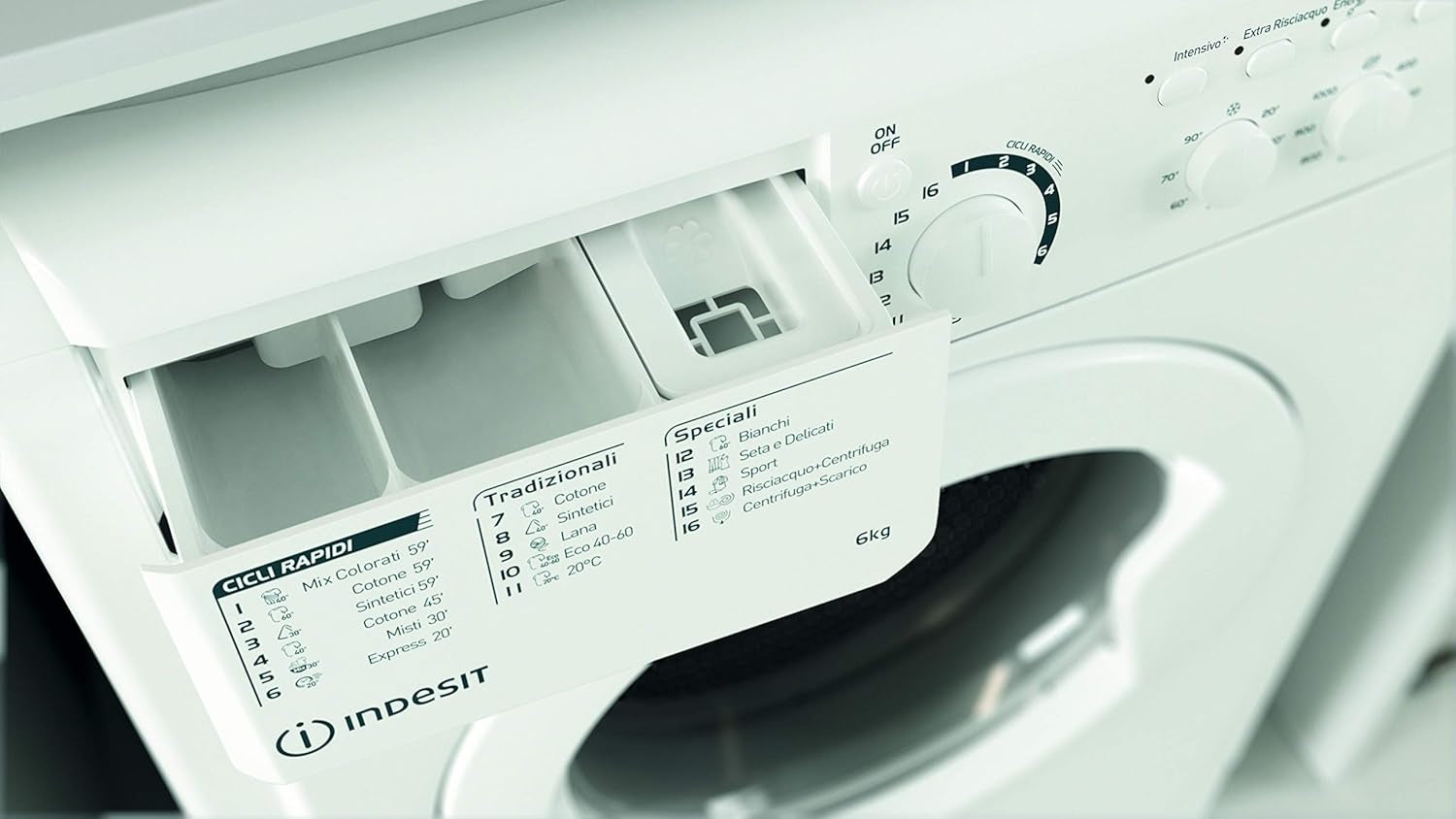 EWC 61051 W IT N - Machine À Laver 6 Kg Libre Installation, Charge Avant. Centrifugeuse 1000 Tours Par Minute - Largeur 59,5 Cm, Profondeur 51,7 Cm, Hauteur 85 Cm, Classe Énergétique F