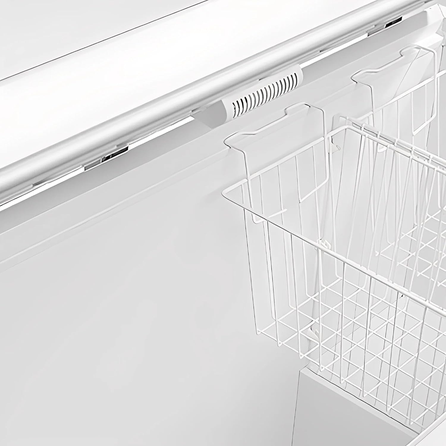 MBH - Congélateur Coffre Industriel 88 L Avec Couvercle Abattant, Thermostat Réglable, Serrure Et Isolation Efficace Pour Cuisine, Bar Et Restauration (600X530X835 Mm)