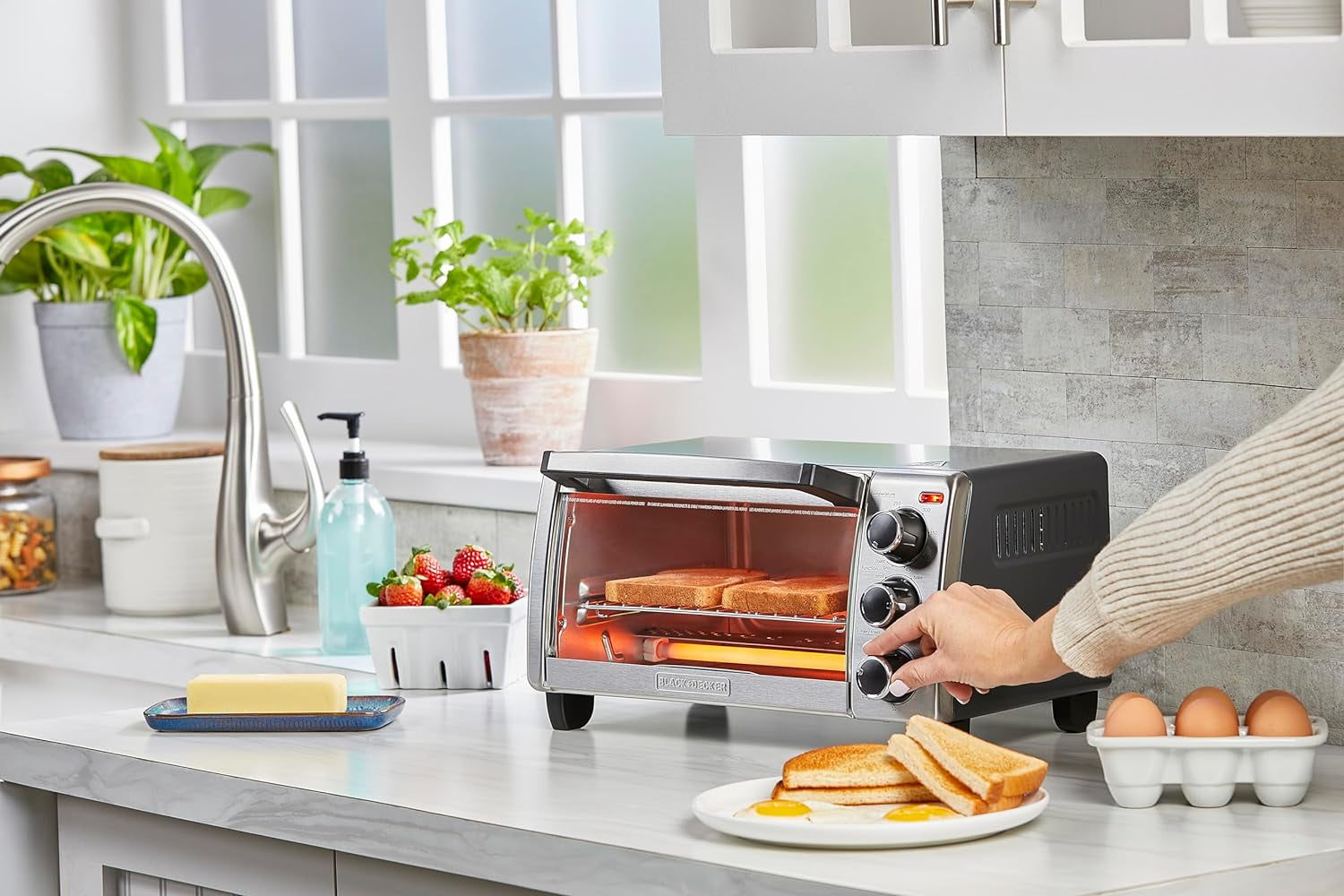 Applica TO1313SBD BD 4Slice Bezeltoasteroven Blk by Applica