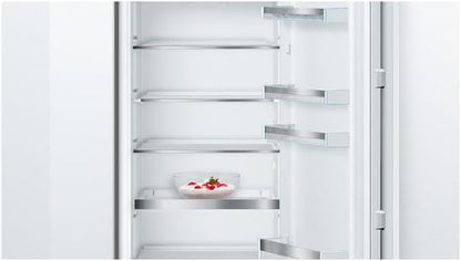 - KIL52ADE0 Série 6 - Réfrigérateur Encastrable - 140 X 56 Cm - 228 L - Charnière Plate - Vitafresh plus 2 Fois plus De Fraîcheur - Éclairage LED Uniforme