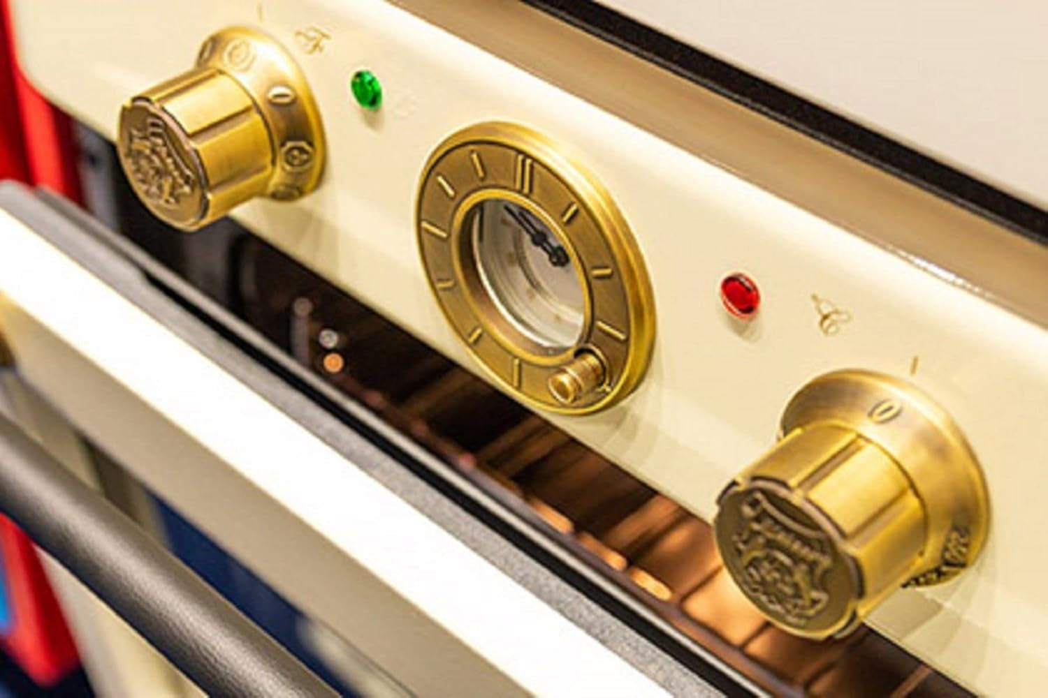 Kaiser Appareils De Cuisine Four Encastrable "EH 6432 Elfbe", Retro Four Électrique Encastrable, Autonome, 68 L, Tournebroche, 10 Fonctions,Fonction Pizza